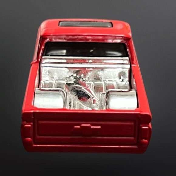 2015 Mattel Hot Wheels Red Custom 62’ Chevy Hot Rod Low Rider Pickup Truck - Picture 5 of 6